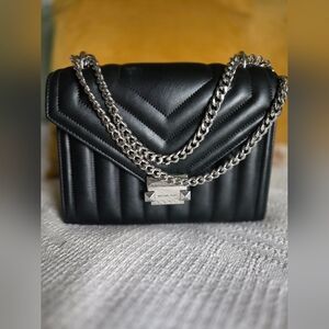 *NWOT* Michael Kors Outlet Whitney Medium Quilted Shoulder Bag